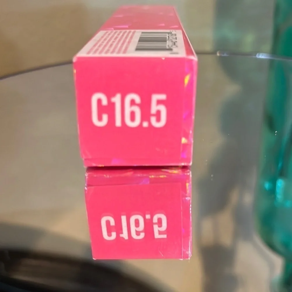 Magic Star C16.5, Jeffree Star Magic Star Concealer C16.5, NEW IN BOX.